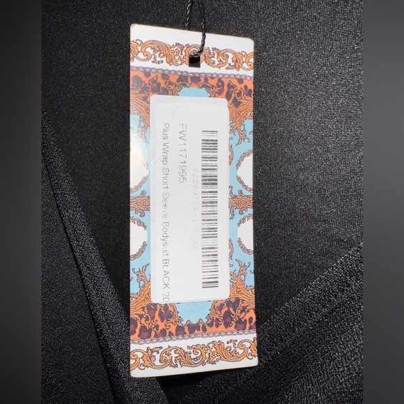 Boohoo plus wrap short sleeved bodysuit, size 16, black, NWT - Picture 12 of 15